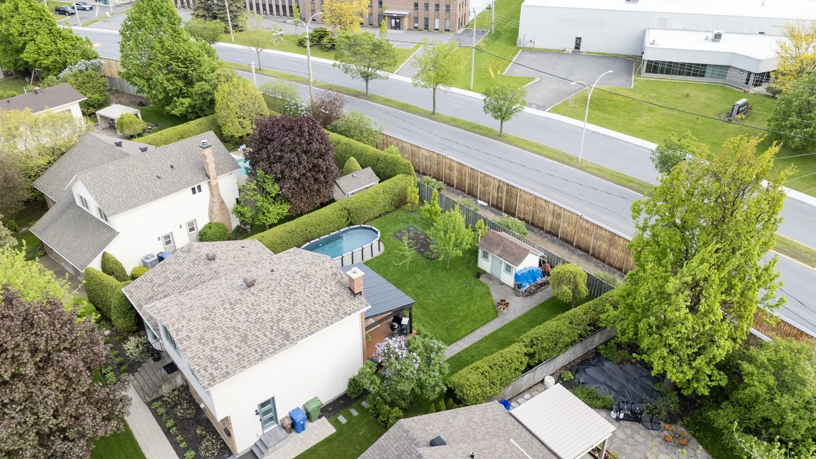 Drone view of the Pilebyg® noise barrier in Boucherville