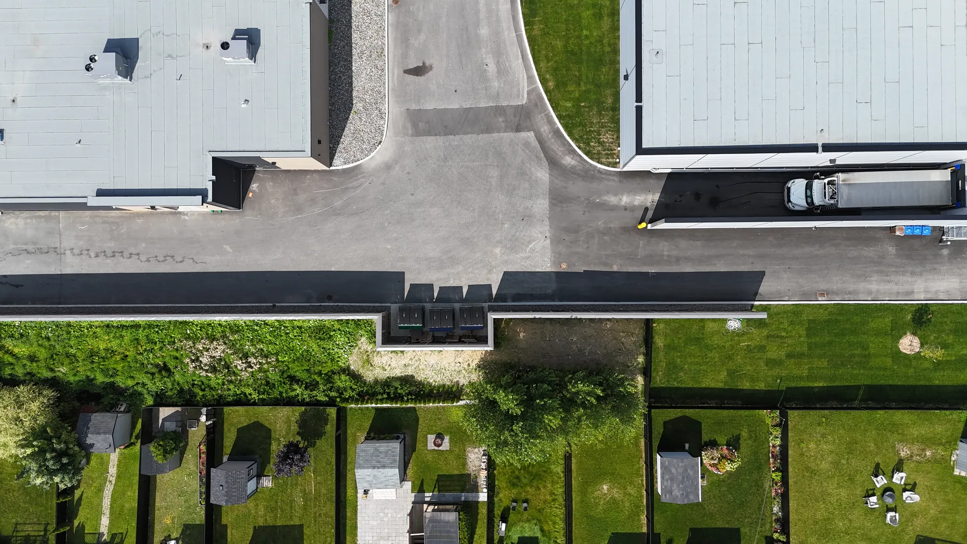 Pilebyg® Classic noise barrier at the Sherbrooke Super C (Belvédère Sud) (aerial view)