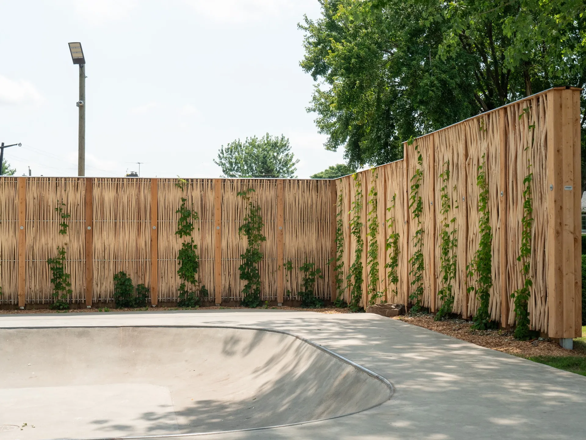 Pilebyg® in woven willow